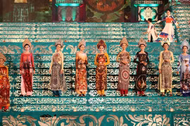 "La Russie dans l’ao dai vietnamien"