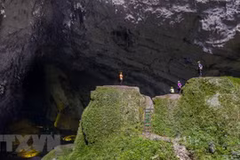 La grotte de Son Doong nommée parmi les 9 plus grandes aventures du monde