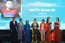 Football : Nguyen Quang Hai remporte le Ballon d’Or du Vietnam 2018