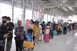 COVID-19: Plus de 340 citoyens vietnamiens bloqués en Thaïlande rapatriés