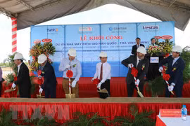 Mise en chantier de la centrale éolienne République de Corée – Tra Vinh 