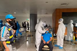 Ho Chi Minh-Ville : deux nouveaux cas de COVID-19 liés à l’aéroport international de Tan Son Nhat