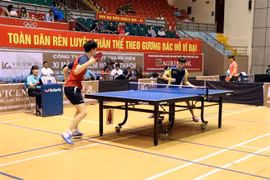 Un tournoi international de tennis de table commence à Hai Duong
