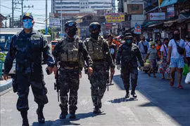 Les Philippines et la Thaïlande renforcent les mesures de lutte contre le COVID-19