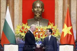 Le président Vo Van Thuong reçoit le président de l'Assemblée nationale bulgare