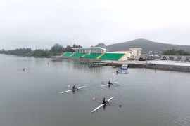 Les sportifs vietnamiens d’aviron et de canoëing se préparent aux SEA Games 31