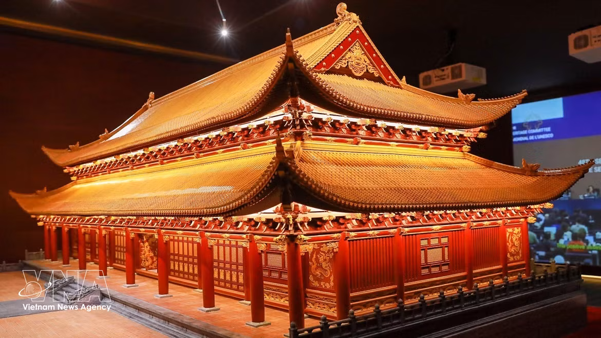 À Hanoï, une exposition dévoile les secrets du palais Kinh Thiên 