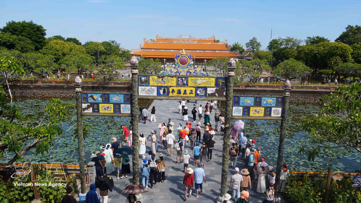 Huê : la fréquentation touristique bondit de 231 % pendant la Fête nationale