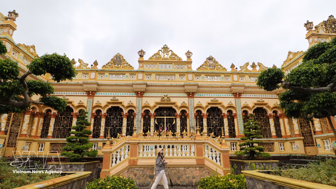 La pagode Vinh Trang, joyau architectural de la province de Dong Thap 