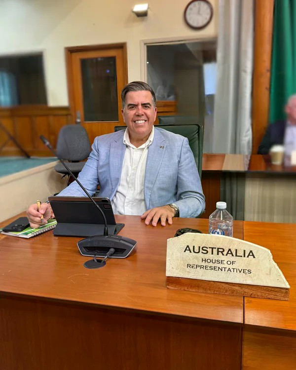 Le présidence de la Chambre des représentants de l'Australie. Photo miltondick.com.au 2-1622.jpg