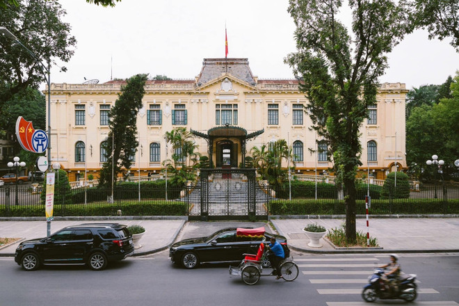 Palais du gouverneur du Bac Bo – aujourd'hui Maison des hôtes du gouvernement. Photo : Hanoi moi 1-9477.jpg