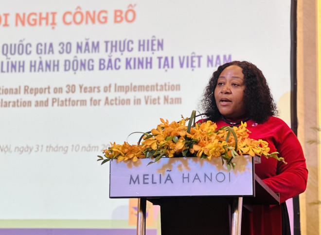 Caroline Nyamayemombe, représentante en chef d’ONU Femmes au Vietnam. Photo . VNA 2-6845.jpg