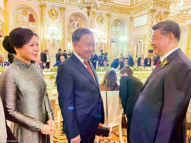 Le secrétaire général Tô Lâm et le secrétaire général et président chinois Xi Jinping. Photo : baoquocte.vn 3.jpg
