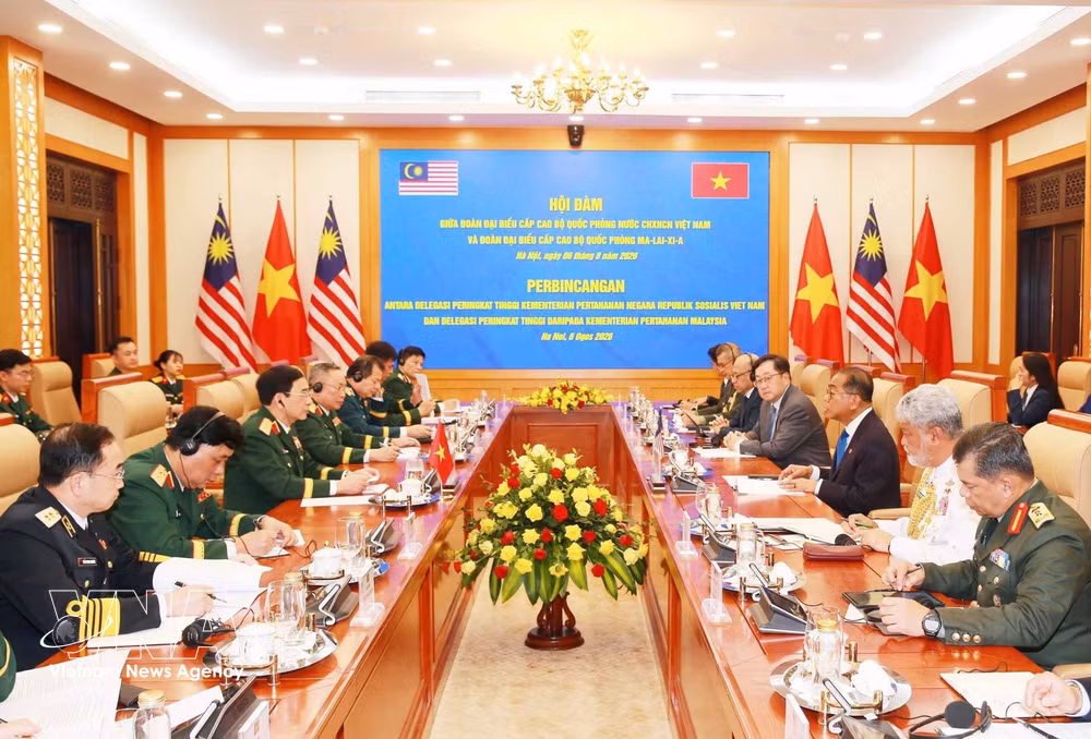 vnanet-potal-bo-truong-quoc-phong-malaysia-tham-chinh-thuc-viet-nam-8936426.jpg