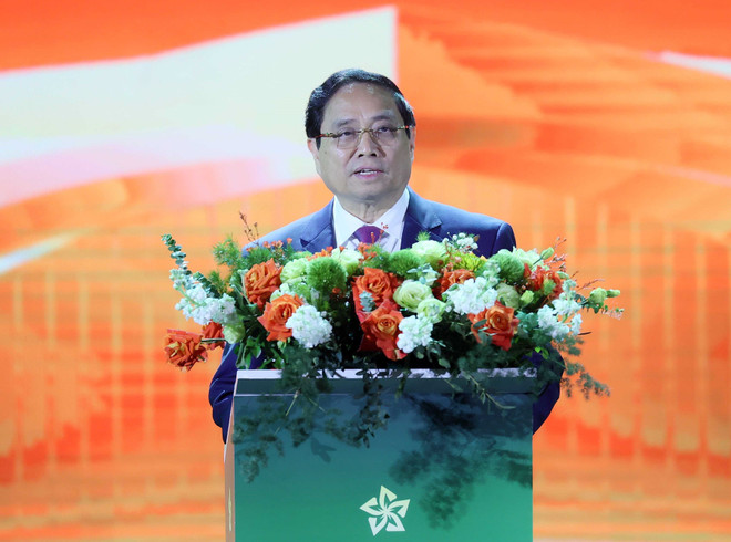 Le Premier ministre Pham Minh Chinh prend la parole lors de l'ouverture de la première Foire d’Automne 2025. Photo : VNA mua-thu-2.jpg