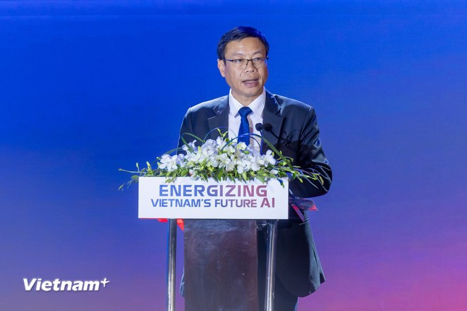 Le vice-ministre des Sciences et des Technologies, Le Xuan Dinh prend la parole. Photo : VNA mdinh.jpg