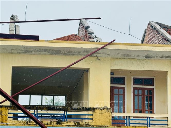 Les pertes matérielles totales sont estimées à plus de 6.000 milliards de dôngs (plus de 227 millions de dollars). Photo : VNA bao.jpg