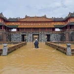 Inondations à la cité impériale de Huê. Photo : VNA
