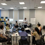 Le modèle de « classe numérique » est présenté à l’Université vietnamo-allemande. Photo / VNA