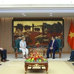 Lors de la rencontre. Photo : VNA 