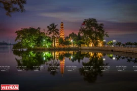 La pagode Tran Quoc est classée par le journal britannique Daily Mail parmi les seize plus belles pagodes au monde en 2016. Photo: VI