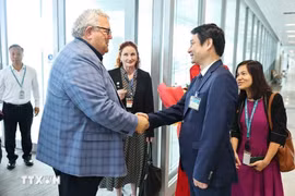 Le président de la Chambre des représentants de Nouvelle-Zélande, Gerry Brownlee, à l'aéroport international de Nôi Bai. Photo: VNA
