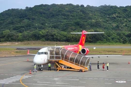 Un avion de Vietjet à Con Dao. Photo: Vietjet