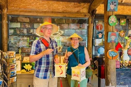 Le gouvernement vietnamien accorde une exemption de visa aux citoyens de douze pays depuis le 15 août. Photo: qdnd.vn