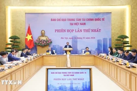 Le Premier ministre Pham Minh Chinh préside la première réunion du Comité de pilotage du Centre financier international au Vietnam. Photo: VNA