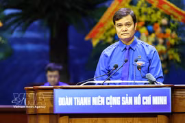 Bui Quang Huy est réélu au poste de premier secrétaire de l'Union de la jeunesse communiste Hô Chi Minh pour le mandat 2026-2031. Photo: VNA