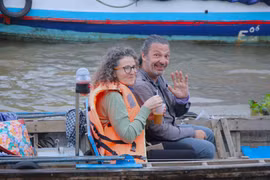 Situé à 30 minutes de la ville de Cân Tho en bateau, Cai Rang est un marché de gros avec une myriade de bateaux chargés de pastèques, melons, carottes, patates douces, fruits, ou encore d’oignons. Photo : VNA