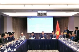 Le leader du Parti à la rencontre des innovateurs vietnamiens en République de Corée