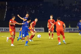 Lors des qualifications pour la Coupe d'Asie des Nations de l'AFC 2027, l'équipe nationale vietnamienne a battu le Népal sur le score de 3-1. Photo : VNA