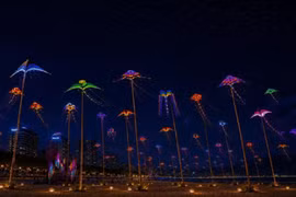 Près de 500 cerfs-volants lumineux illumineront le ciel nocturne de Nang Nang durant trois soirées consécutives, les 24, 25 et 26 juillet. Photo: Danangfantasticity