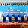 Le coup d’envoi du projet de parc éolien Quang Ninh 1 est donné le 23 avril dans le quartier de Hoanh Bo, province de Quang Ninh. Photo: VNA
