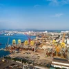 Construction des dases de tours éoliennes offshore au Centre de l'industrie énergétique et de la logistique technique de PTSC à Vung Tau. Photo: https://petrovietnam.petrotimes.vn