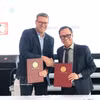 Signature du protocole d'accord entre la DSEZA et la société ASCO Industries N.V. Photo: VNA