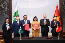 La cinquième réunion du sous-comité mixte Vietnam-Pakistan sur le commerce, qui s'est tenue le 11 juillet à Hanoï. Photo: VNA
