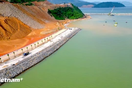 Port de Liên Chiêu : le chantier entre dans sa phase finale