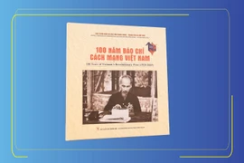 Un livre photo célèbre un siècle de la presse révolutionnaire vietnamienne