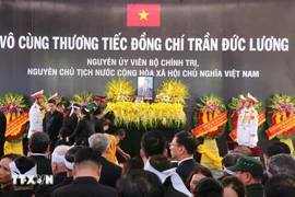 Cérémonie d’inhumation de l’ancien président Tran Duc Luong à Quang Ngai. Photo: VNA