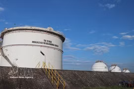 La raffinerie de Dung Quat a dépassé ses capacités opérationnelles, atteignant 123,5 % de sa capacité équivalente. Photo: VNA