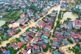 Le bilan du typhon Bualoi, des pluies diluviennes et des crues continue de s’alourdir