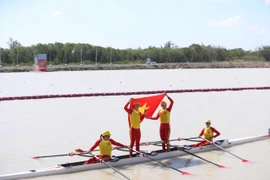 En aviron, le Vietnam a confirmé sa suprématie en terminant premier au classement de la discipline avec quatre ors, une argent et une bronze, dépassant les objectifs fixés. Photo: VNA