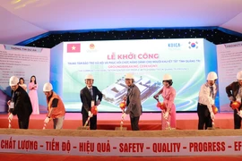 Mise en chantier du centre de protection sociale et de réadaptation pour les personnes handicapées. Photo: VNA