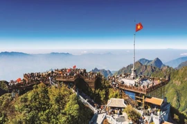 Sapa attire nombre de visiteurs du Nord et du Sud pendant les vacances de cette année. Photo : https://vneconomy.vn