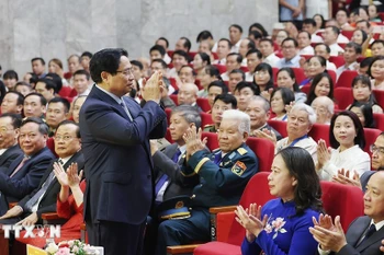 Le Premier ministre assiste au Congrès d'émulation patriotique de Hanoï pour la période 2025-2030. Photo: VNA