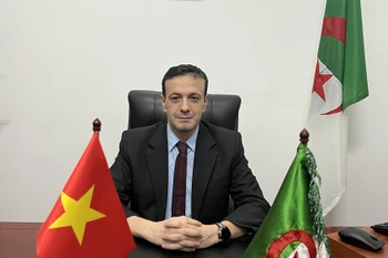 Redha Oucher, chargé d’affaires par intérim de l’ambassade d’Algérie au Vietnam. Photo: ambassade d’Algérie au Vietnam