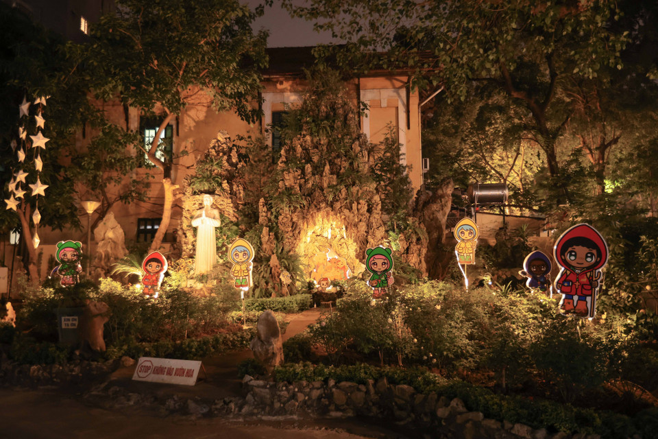 L'église de Cua Bac décorée pour Noël 2024. Photo : Hoang Hieu - VNA