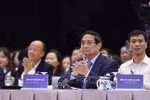 Le Premier ministre Pham Minh Chinh a assisté vendredi, 10 octobre, à Hanoï lors de la séance plénière du Programme ''Panorama de l’économie privée vietnamienne 2025'' (ViPEL 2025). Photo : VNA